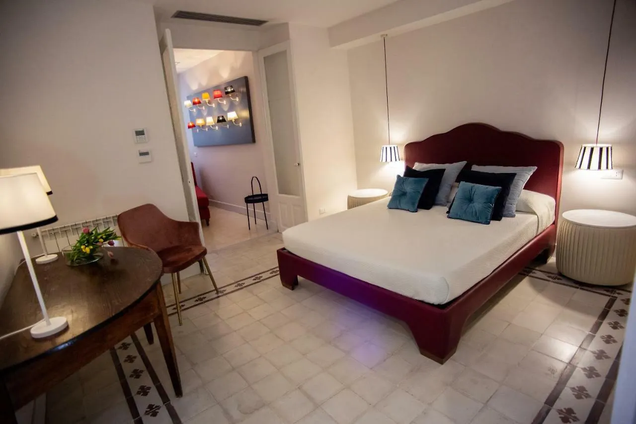 קטאניה Suite35 לינה וארוחת בוקר
